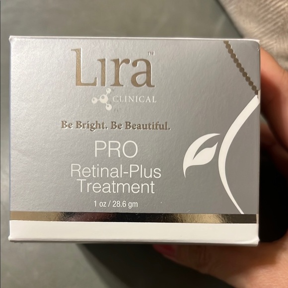 Lira Clinical PRO Retinal-Plus Treatment 1 oz – New in Box - Picture 1 of 2
